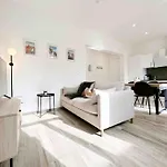 Apartment Le Bruna: 4 Prs, Clim, 10 Min Plages