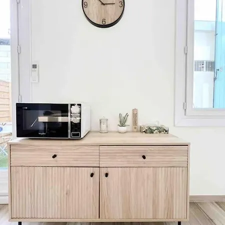 Le Bruna: 4 Prs, Clim, 10 Min Plages Apartment
