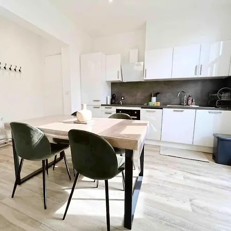 Le Bruna: 4 Prs, Clim, 10 Min Plages Lägenhet *