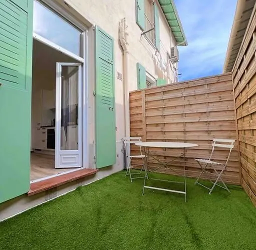 Le Bruna: 4 Prs, Clim, 10 Min Plages Lägenhet