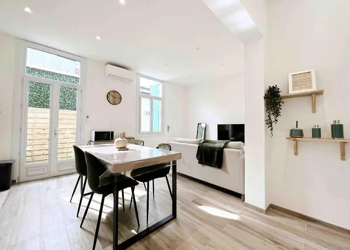 Le Bruna: 4 Prs, Clim, 10 Min Plages Lägenhet *