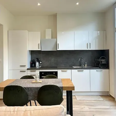 Le Bruna: 4 Prs, Clim, 10 Min Plages Apartmán