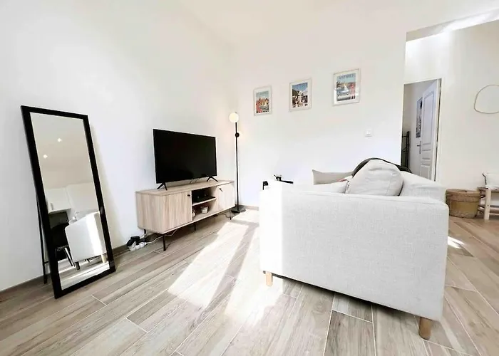 Le Bruna: 4 Prs, Clim, 10 Min Plages Daire Antibes